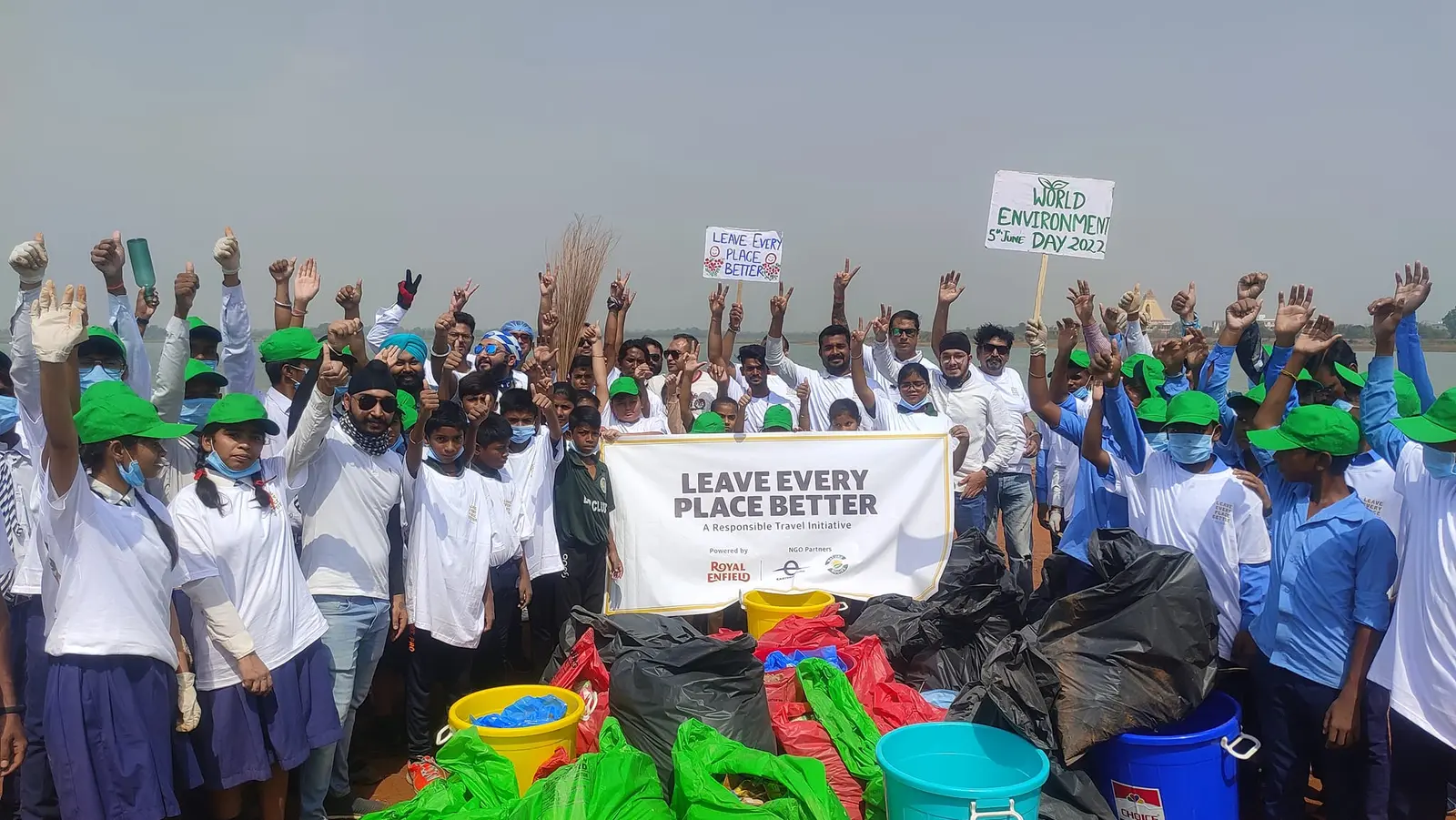 Sendh Lake & Shashtri Market Cleanups - photo 1